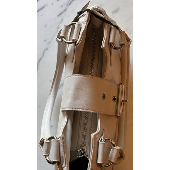 NWT Steve Madden Blisa Moto Shoulder Bag Cream Bone Logo MSRP $88 Small Flaw - Picture 13 of 16